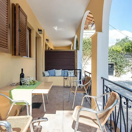 Kokoros Apartamento Kato Korakiana