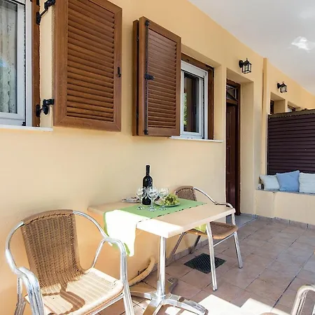 Apartamento Kokoros Kato Korakiana